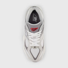 9060 Grade School Lifestyle Shoes (Grey/White)