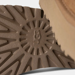 Classic Ultra Mini Platform Grade School Boots (Chestnut)