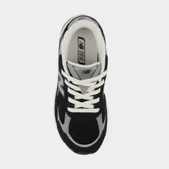 2010 Lace Preschool Running Shoes (Black/Shadow Grey)