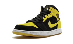 Air Jordan 1 Mid "New Love 2017 Release" 554724 035
