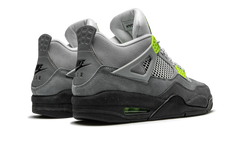 Air Jordan 4 Retro SE "Neon" CT5342 007