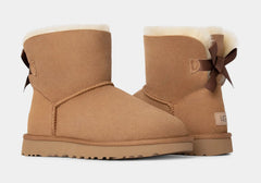 Mini Bailey Bow II Womens Boots (Chestnut)