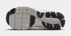 Vomero 5 Grade School Running Shoes (Pale Ivory/Pale Ivory/Sand Drift/Pale Ivory)