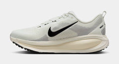 Vomero 18 Mens Running Shoes (Summit White/Black/Coconut Milk)