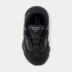 1000 Bungee Lace Infant Toddler Lifestyle Shoes (Black)
