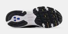 740 Mens Lifestyle Shoes (Black/White/Gold)