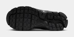 Vomero 5 Grade School Running Shoes (Black/Black)