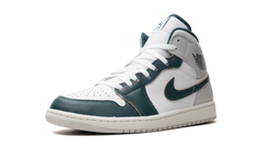 Air Jordan 1 Mid "Oxidized Green" FQ7720 103