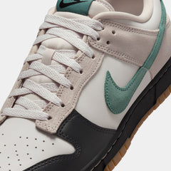 Dunk Low Mens Basketball Shoes (Light Orewood Brown/Black/Bicoastal)