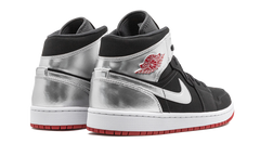 Air Jordan 1 Mid "Johnny Kilroy" 554724 057