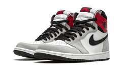 Air Jordan 1 Retro High OG "Light Smoke Grey" 555088 126
