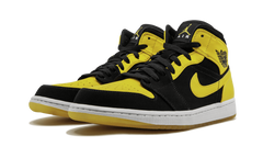 Air Jordan 1 Mid "New Love 2017 Release" 554724 035
