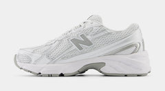 740 Grade School Running Shoes (Silver Metallic/White)