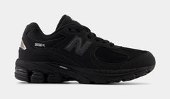 2002R Grade School Running Shoes (Black/Black Metallic)