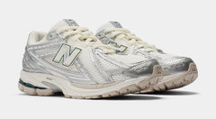1906R Mens Running Shoes (Silver/Sea Salt)