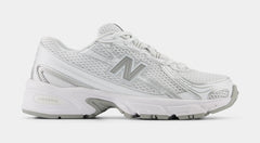 740 Grade School Running Shoes (Silver Metallic/White)