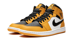 Air Jordan 1 Mid "Taxi" 554724 701