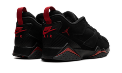 Jordan MVP 92 "Bred" HQ3950 006