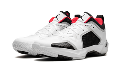 Air Jordan 37 Low "Siren Red" DQ4122 100