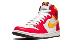 Air Jordan 1 High OG "Light Fusion Red" 555088 603