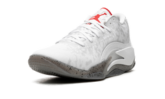 Air Jordan Zion 3 "White/University Red" DR0675 106