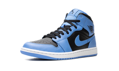 Air Jordan 1 Mid "University Blue Black" DQ8426 401
