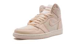 Air Jordan 1 Retro High OG "Guava Ice" 555088 801