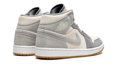 Air Jordan 1 Mid SE "Coconut Milk" DN4281 100