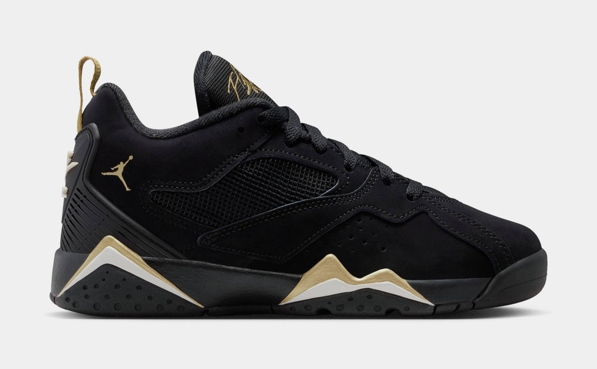 MVP 92 Grade School Basketball Shoes (Black/Metallic Gold/Sail)