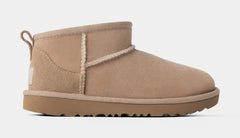Classic Ultra Mini Grade School Boots (Light Sand)