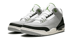 Air Jordan 3 Retro "Chlorophyll" 136064 006
