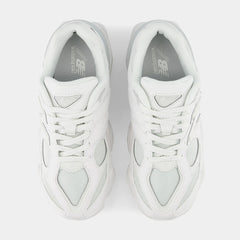 9060 Grade School Lifestyle Shoes (White/Reflection)
