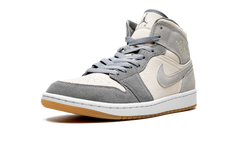 Air Jordan 1 Mid SE "Coconut Milk" DN4281 100