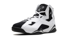 Jordan True Flight "White Black" HF4832 100