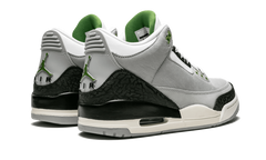 Air Jordan 3 Retro "Chlorophyll" 136064 006